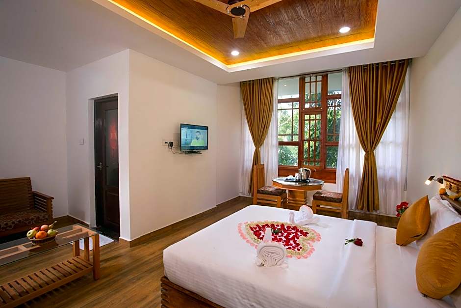 At Wood Resort Munnar