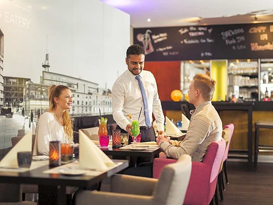 Novotel Duesseldorf City West Seestern