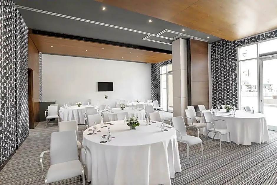 Hyatt Place Dubai Wasl District Residences