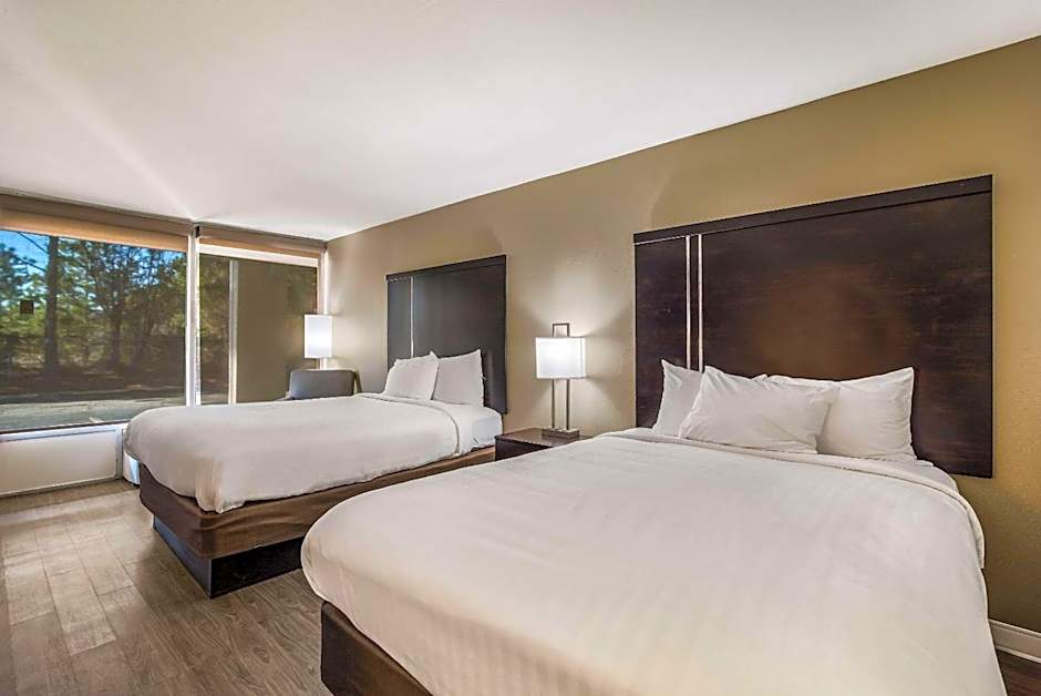 Clarion Inn & Suites