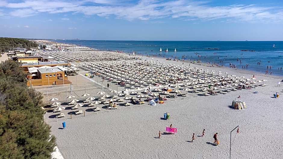 Club del Sole Marina Family Resort