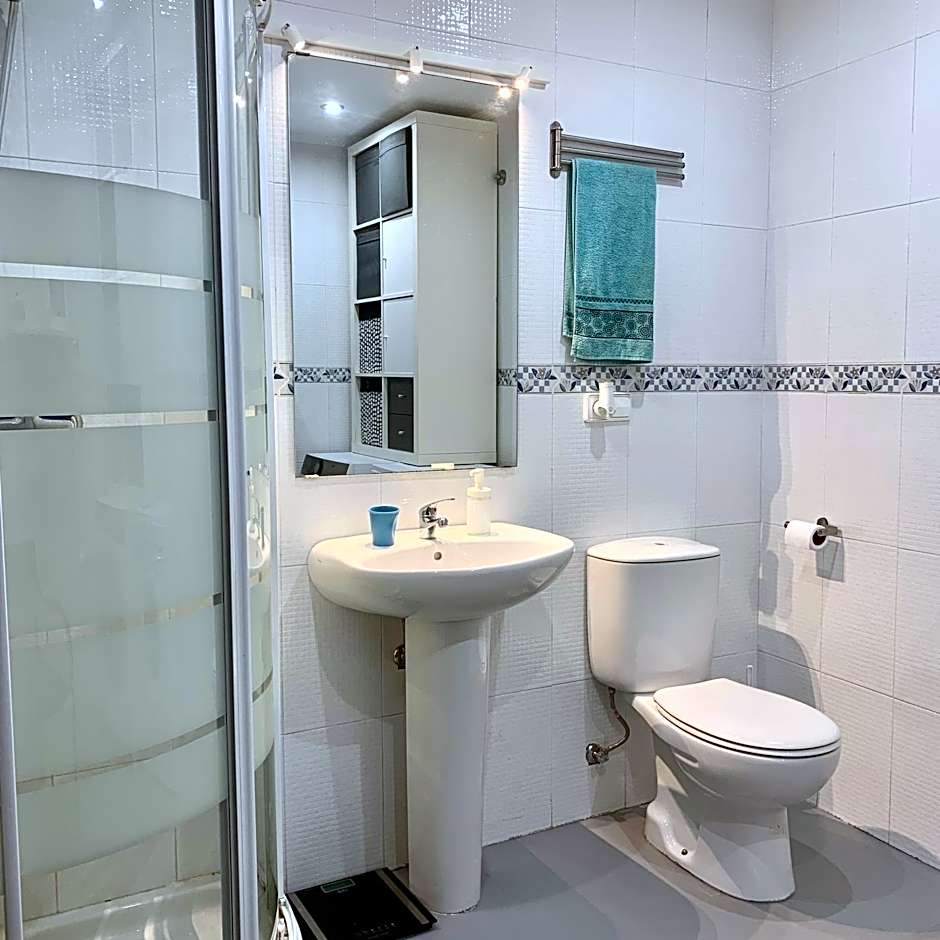 El Gato Gordo - bike & surf house