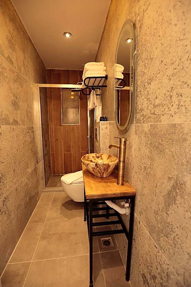 Newalla Hotel Old City