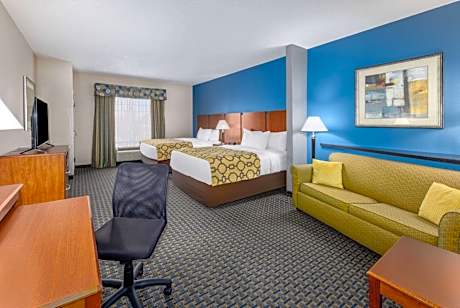 Suite with Two Queen Beds - Non-Smoking