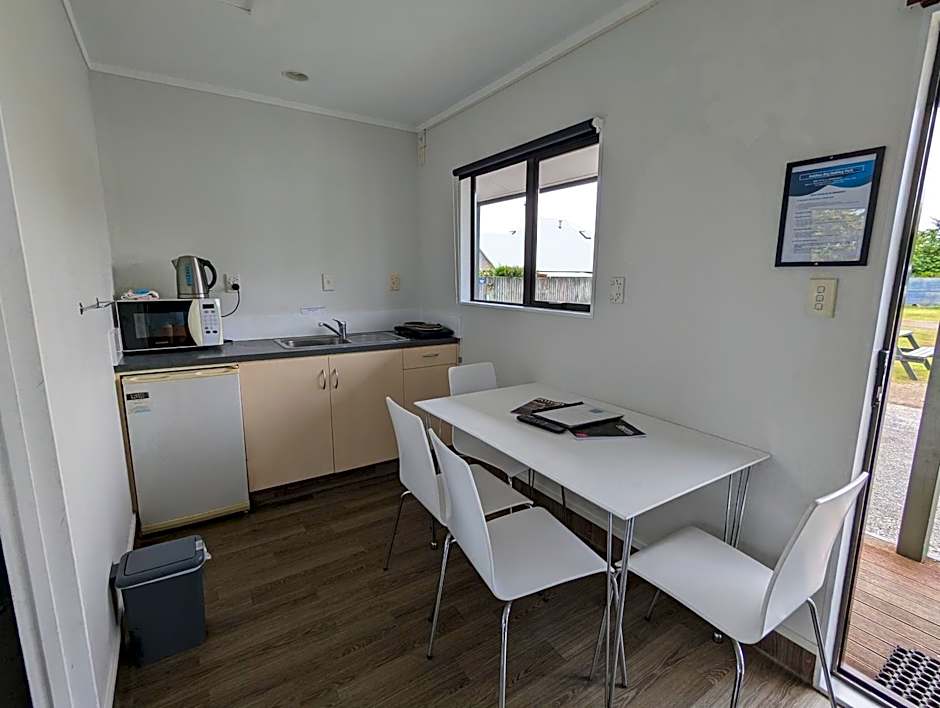 Holdens Bay Holiday Park