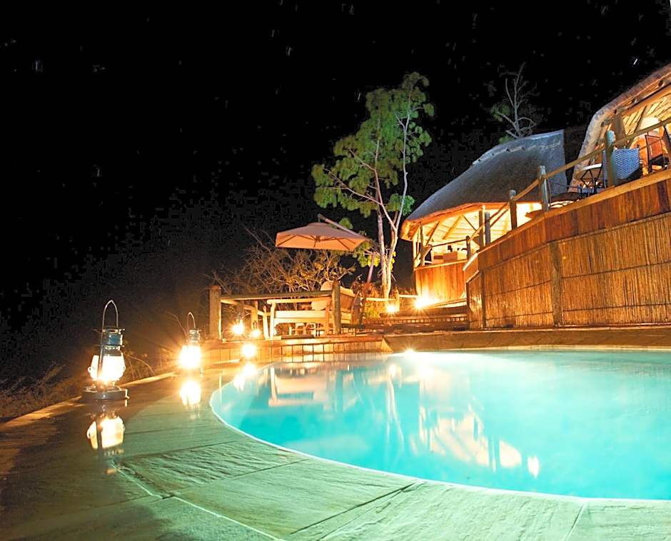 Serena Mivumo River Lodge