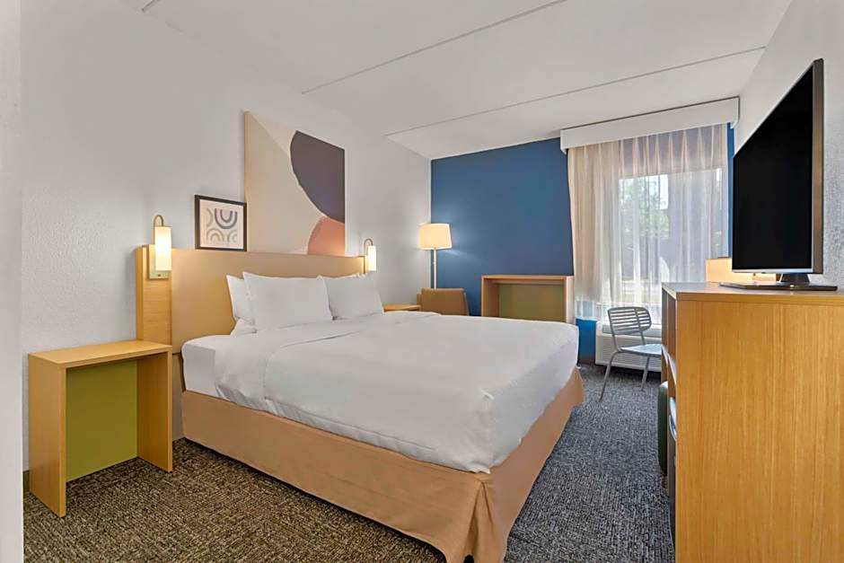 Spark by Hilton Grand Prairie