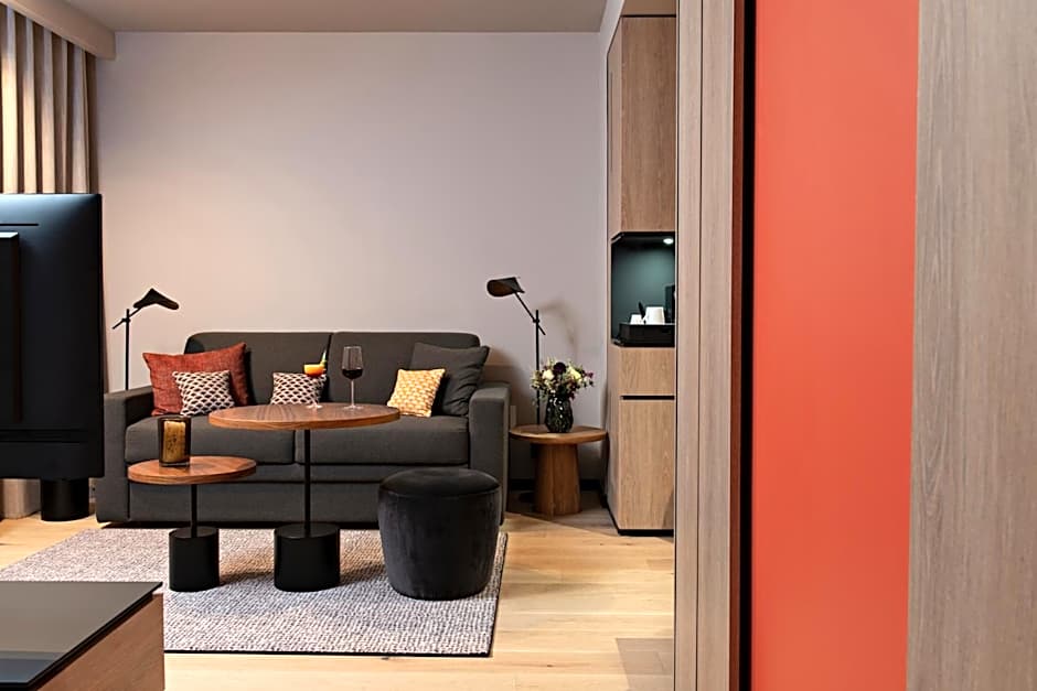 Hôtel LÉONOR the place to live