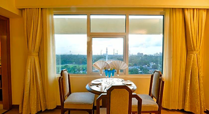 Peerless Hotel Kolkata