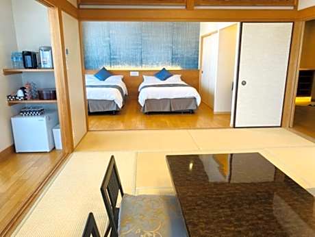 Deluxe Room 01