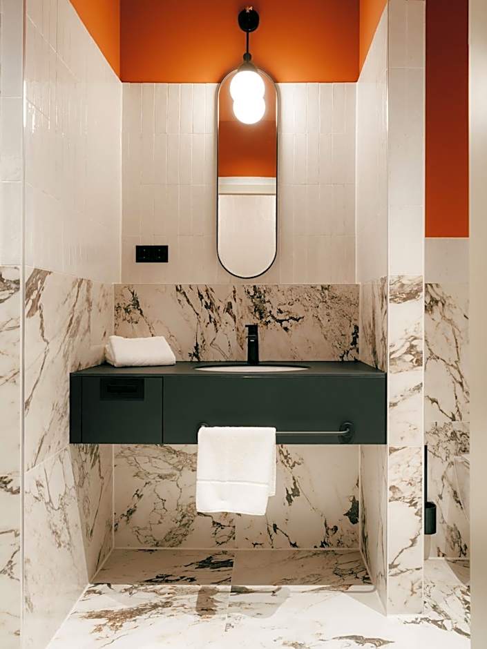 WELTWIEN Luxury Art Apartments & Free Parking