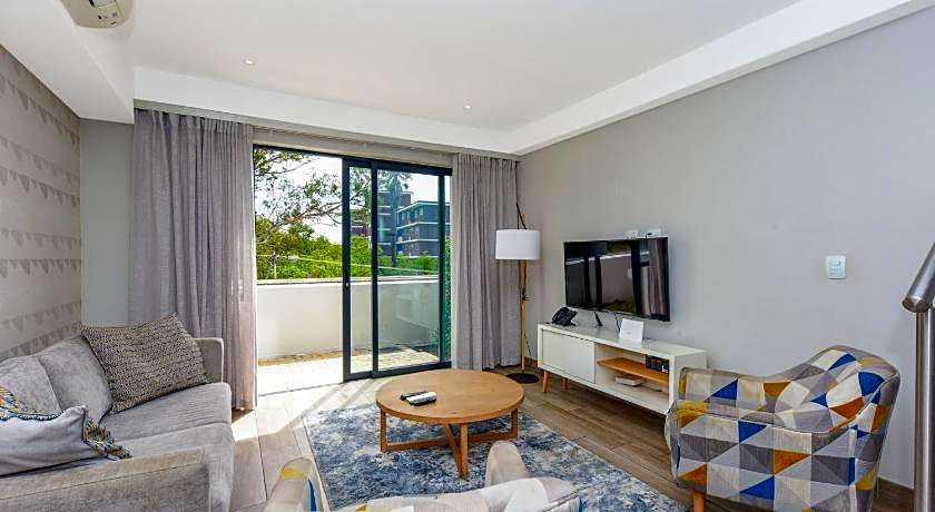 The Regency Apartment Hotel Menlyn