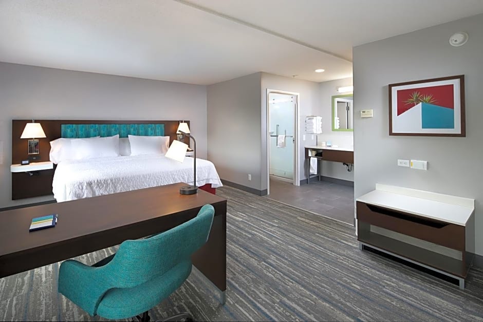 Hampton Inn & Suites Tucson East