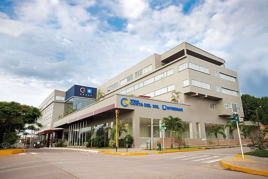 Wyndham Costa del Sol Pucallpa