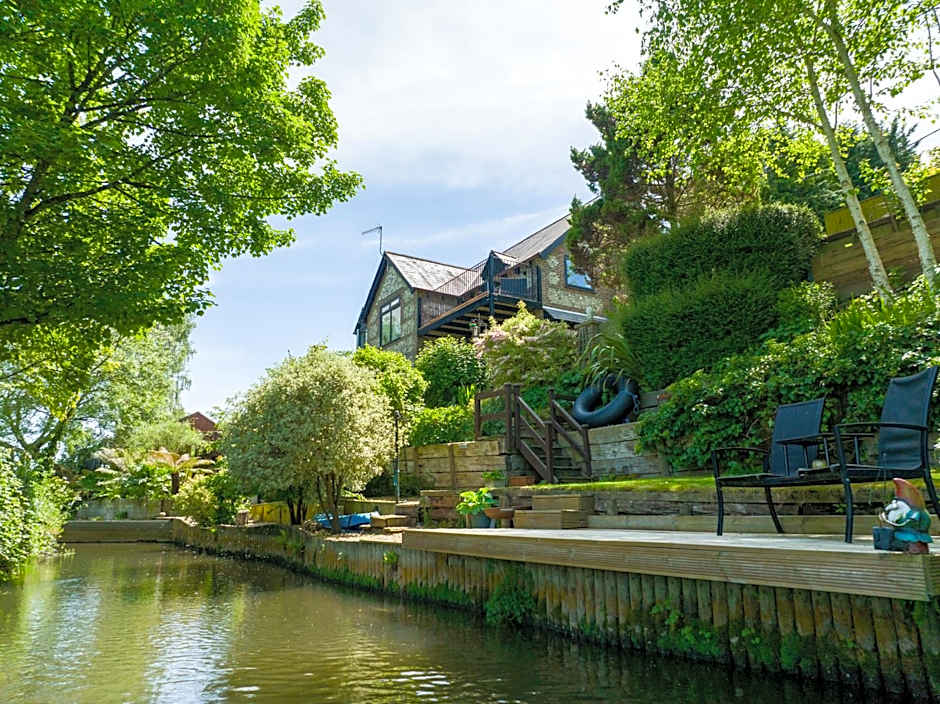 Waterfield House B&B