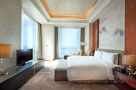 King Deluxe Sea View Suite