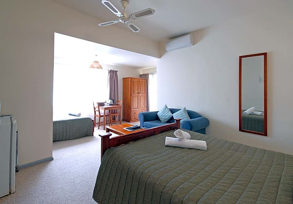 Riverview Boutique Motel