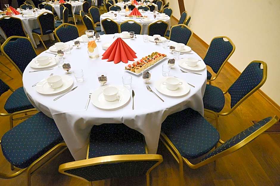 Centrum Edukacyjno-Rozwojowe Wrocław Pawłowice - bezpłatny parking