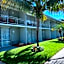 Hollywood Gateway Inn