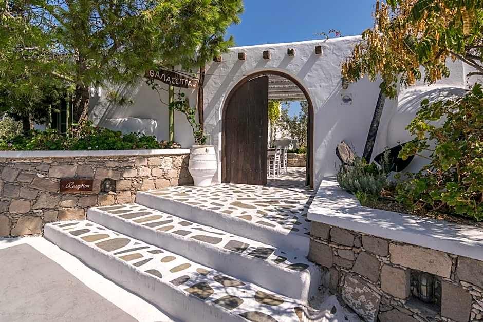 Thalassitra Village Hotel