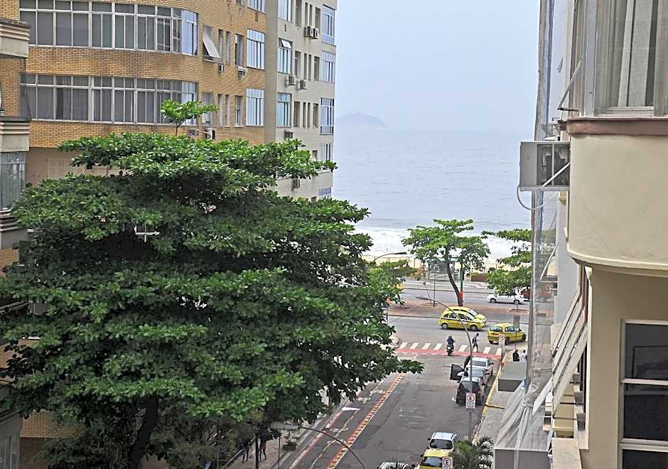 Comfortable 3 Bedrooms: Side Sea View