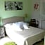 Une Chambre à la Campagne