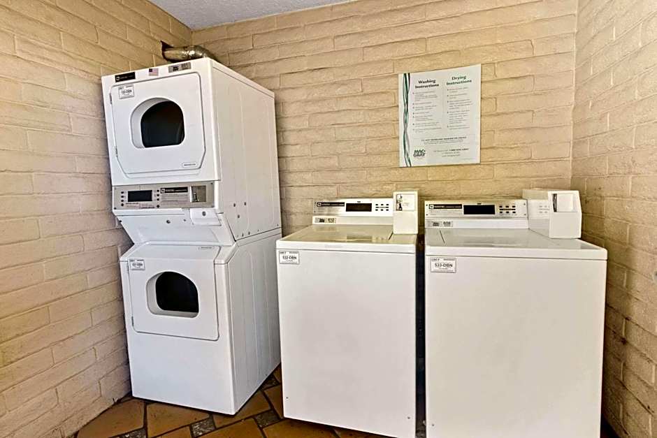 La Quinta Inn & Suites by Wyndham Santa Fe