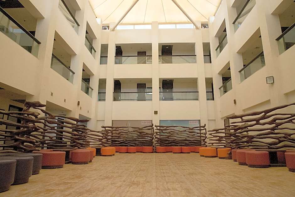 Ambar Sarovar Portico Hotel - Gandhidham