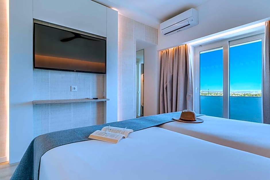 Pestana Delfim Beach & Golf Hotel