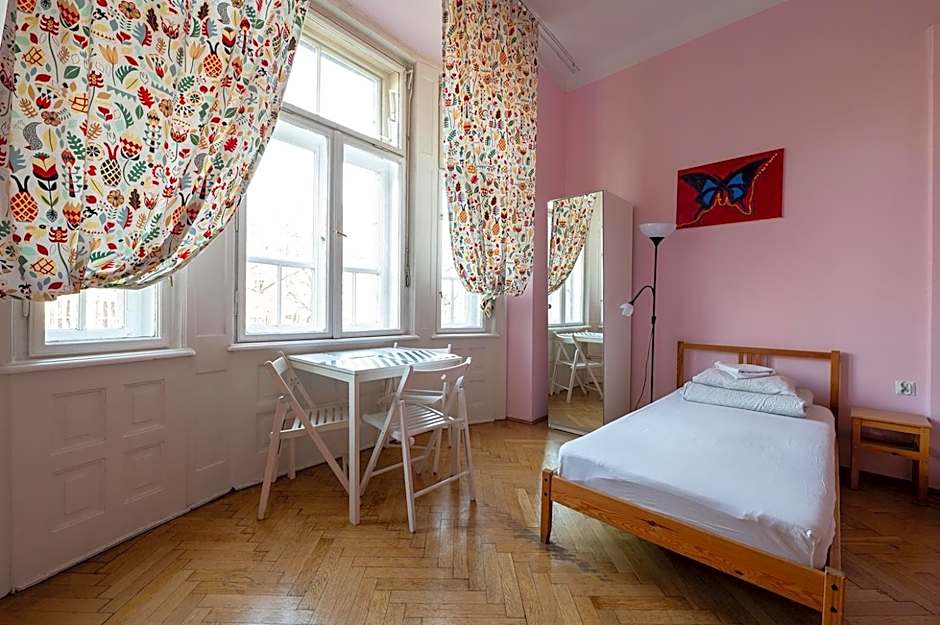 Trzy Kafki Private Rooms