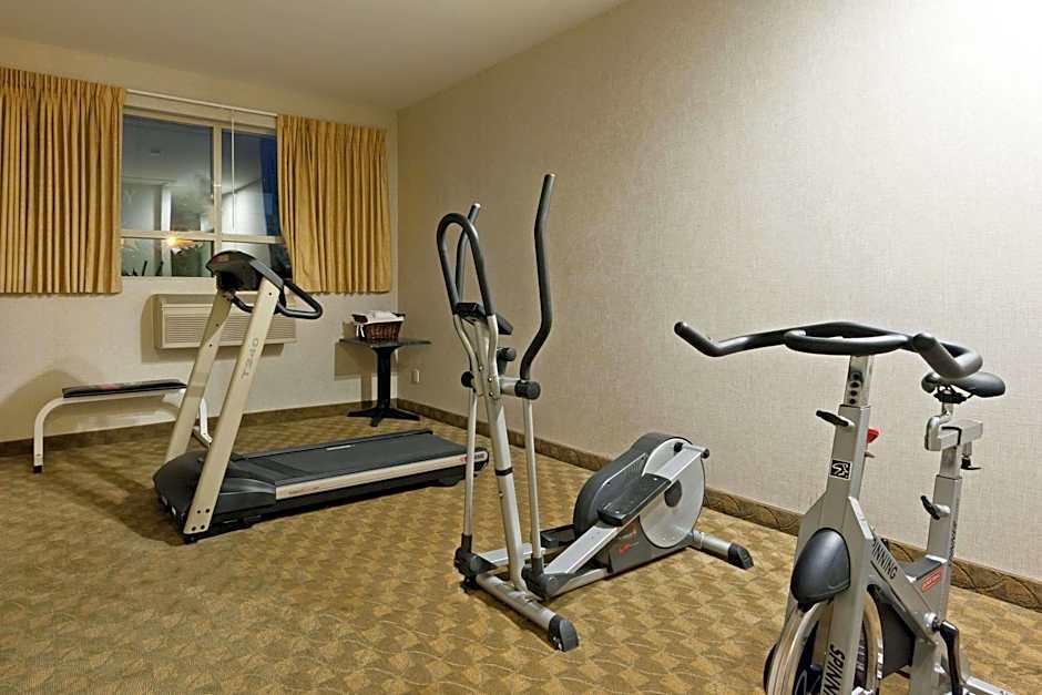 Ramada by Wyndham Vancouver Airport