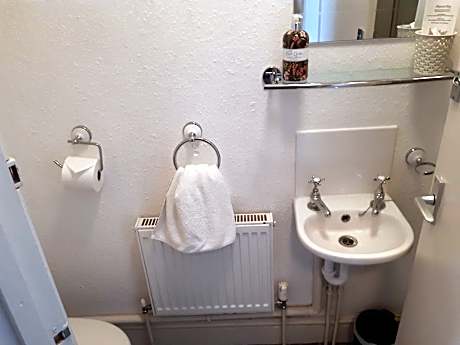 Double Room with Private External Bathroom