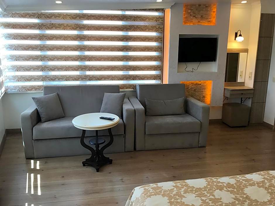 Harbour Suites Old City