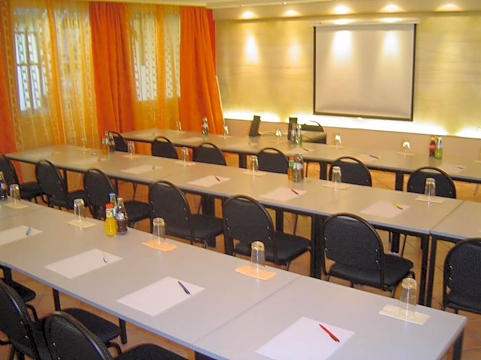 Atomis Hotel DÃ¼sseldorf City