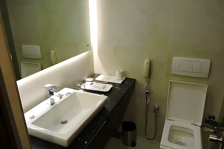 The Avenue Regent Hotel