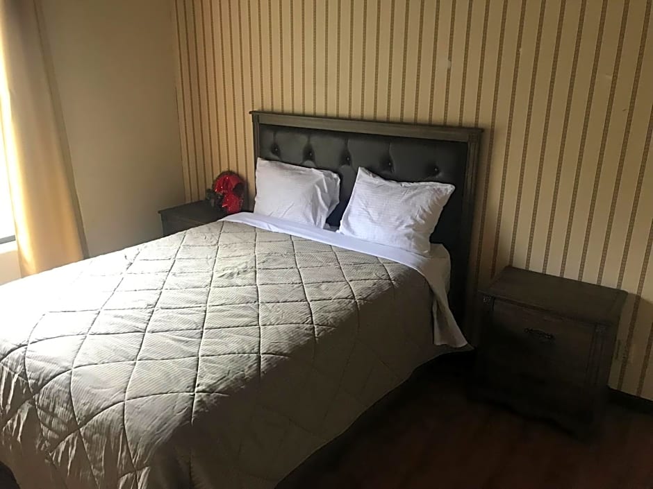 Mountain Trail Lodge and Vacation Rentals