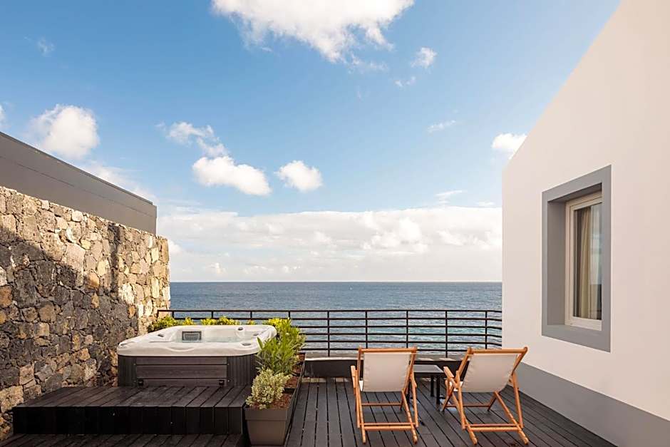 White Exclusive Suites & Villas