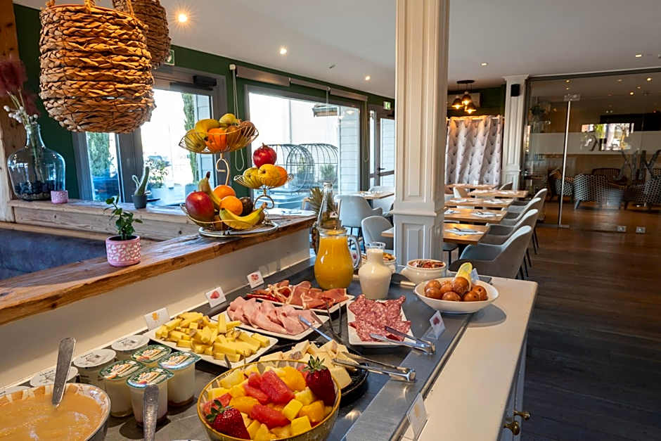 Le Konine - Hotel & Bar & Restaurant