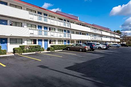 Motel 6-Birmingham, AL