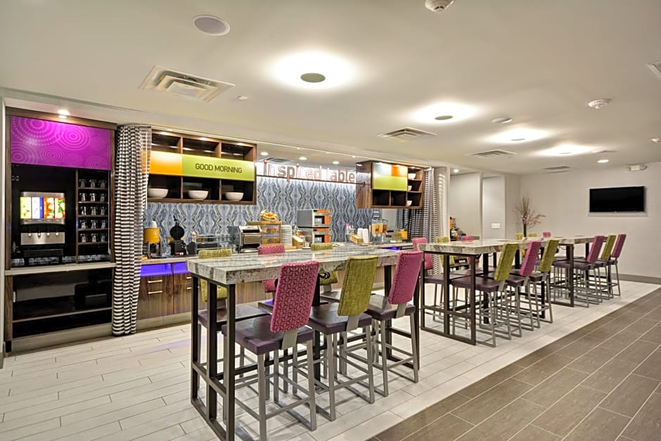 Home2 Suites by Hilton KCI Airport