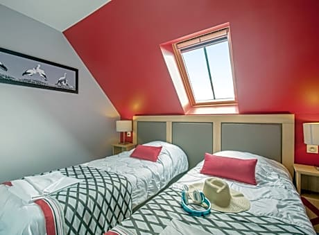 One-Bedroom Duplex Apartment (4 People)