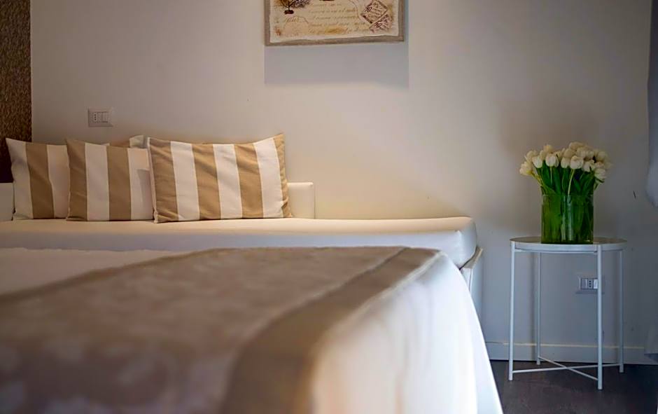 Hotel Mon Cheri
