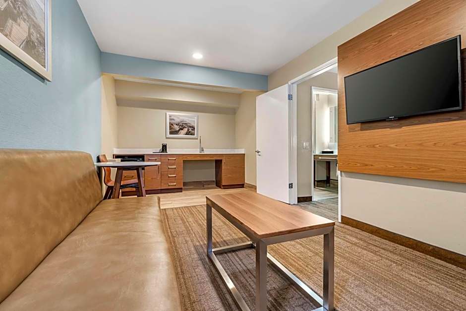 Best Western Carlsbad by the Sea