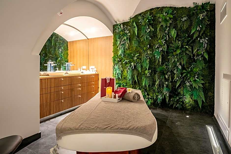 Hotel de Bourgtheroulde, Autograph Collection by Marriott