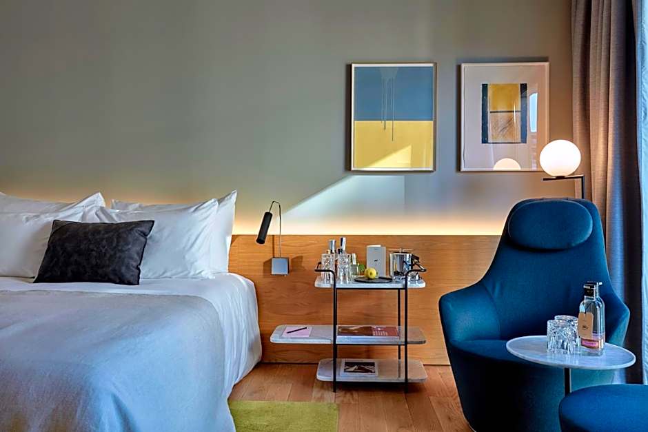 Sir Victor Hotel