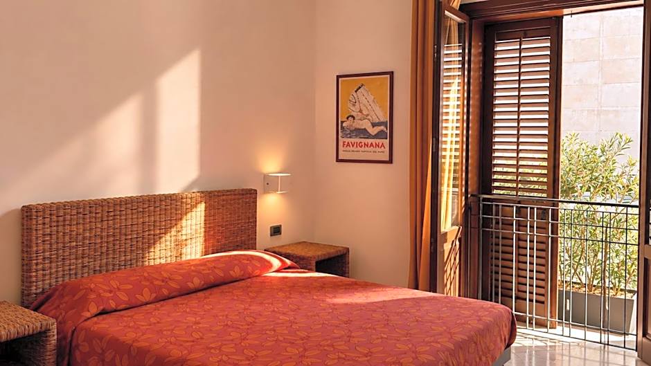 Insula Hotel
