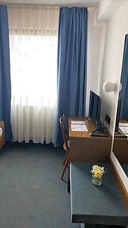 Single Room with Shower