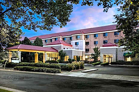Courtyard by Marriott Sacramento Midtown