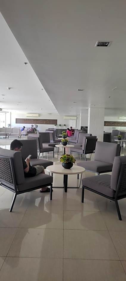 Xavie's Pad Condo @ Trees Residence T16 742