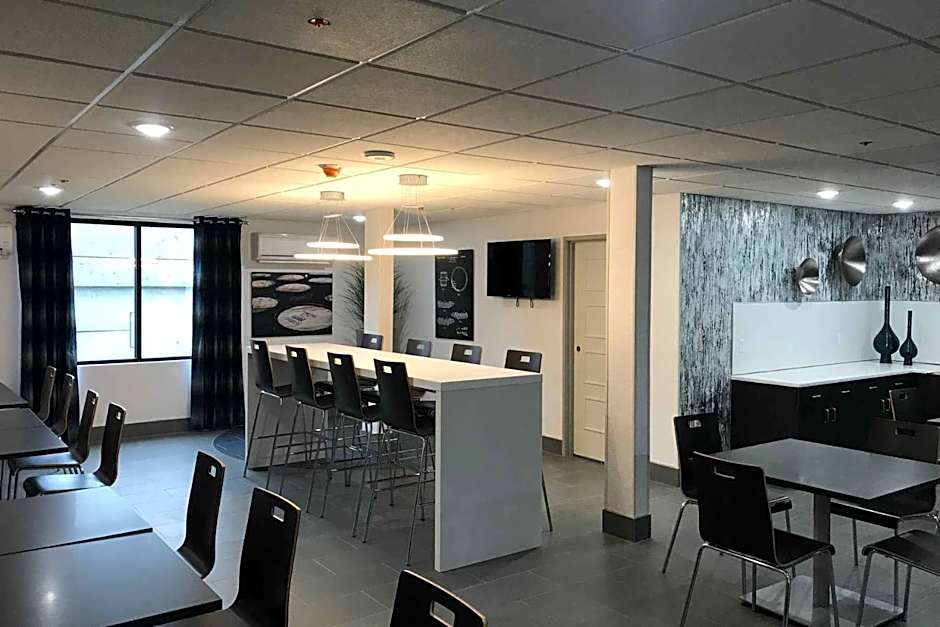 Wingate by Wyndham Louisville Airport Expo Center